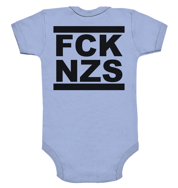 N.O.S.W. BLOCK Gegen Rechts Hoodie "FCK NZS" beidseitig bedruckter Organic Baby Bodysuite dusty blue