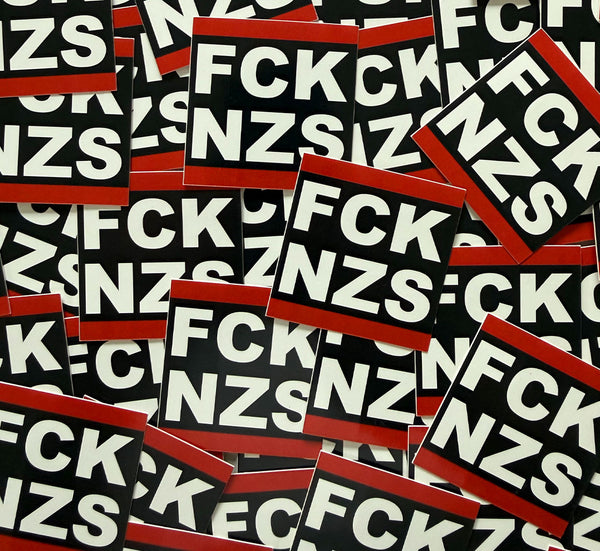 N.O.S.W. BLOCK Aufkleber „FCK NZS“ – 25 Sticker, schwarz